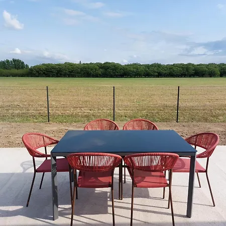 Maison Neuve A Bessens