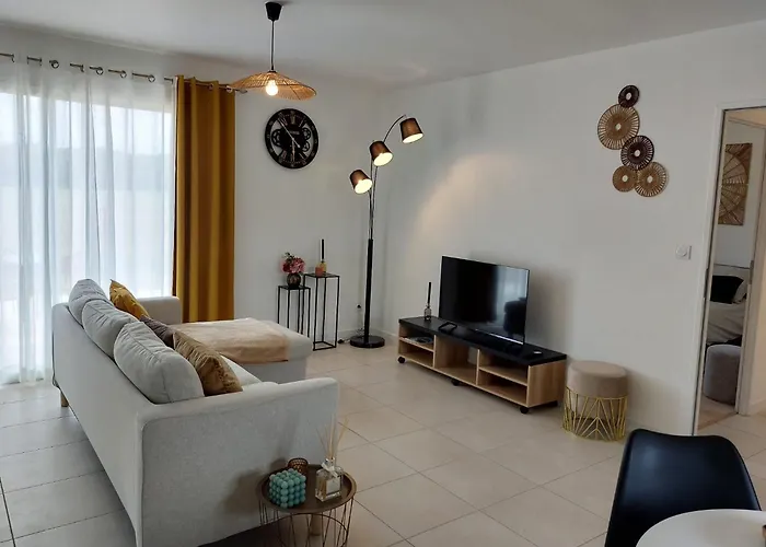 Maison Neuve A Bessens