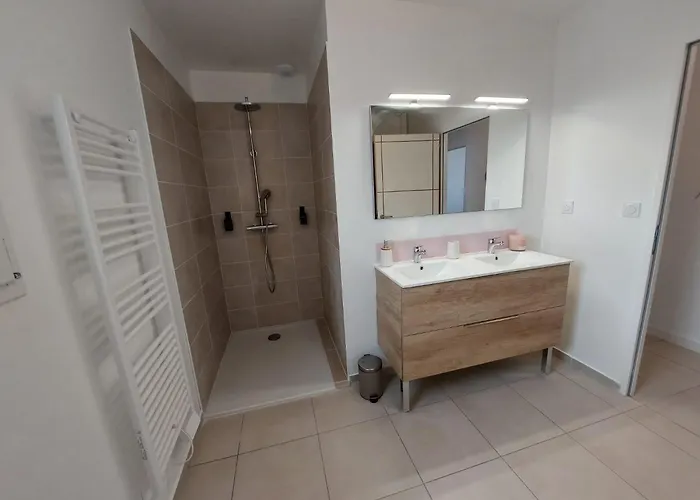 Maison Neuve A וילה *